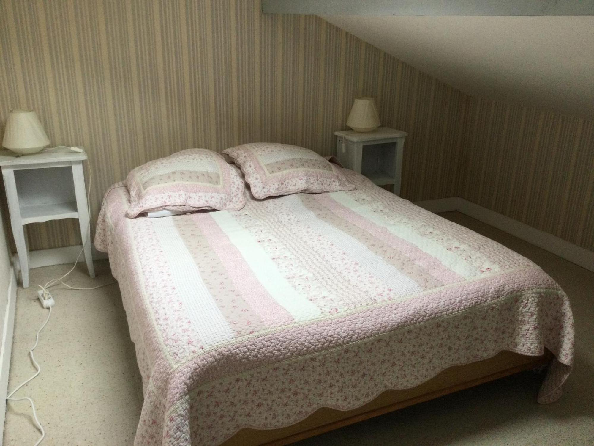 Charmante Petite Maison Typique Royan Juillet Location Minimum 7 Jours Pas De Court Sejour Saint-Georges-de-Didonne Eksteriør bilde